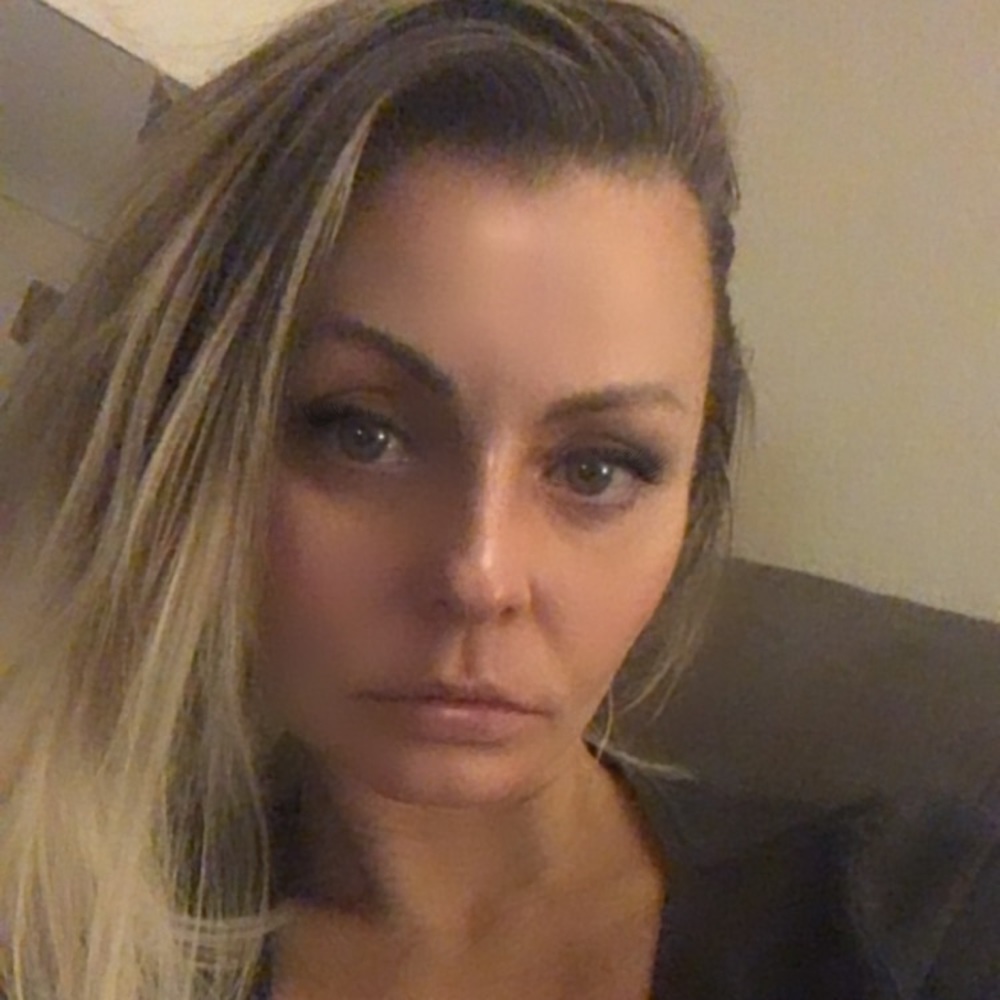 Meet your Posher, Irina